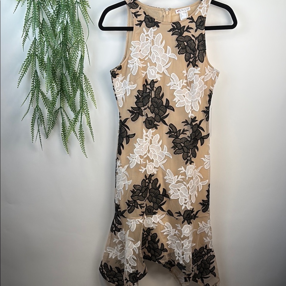 VENUS Black and Cream Sheath Midi Dress Halter Neckline